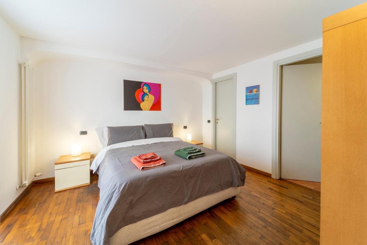 Parrot House - Casa In Centro A Parma 아파트 외부 사진