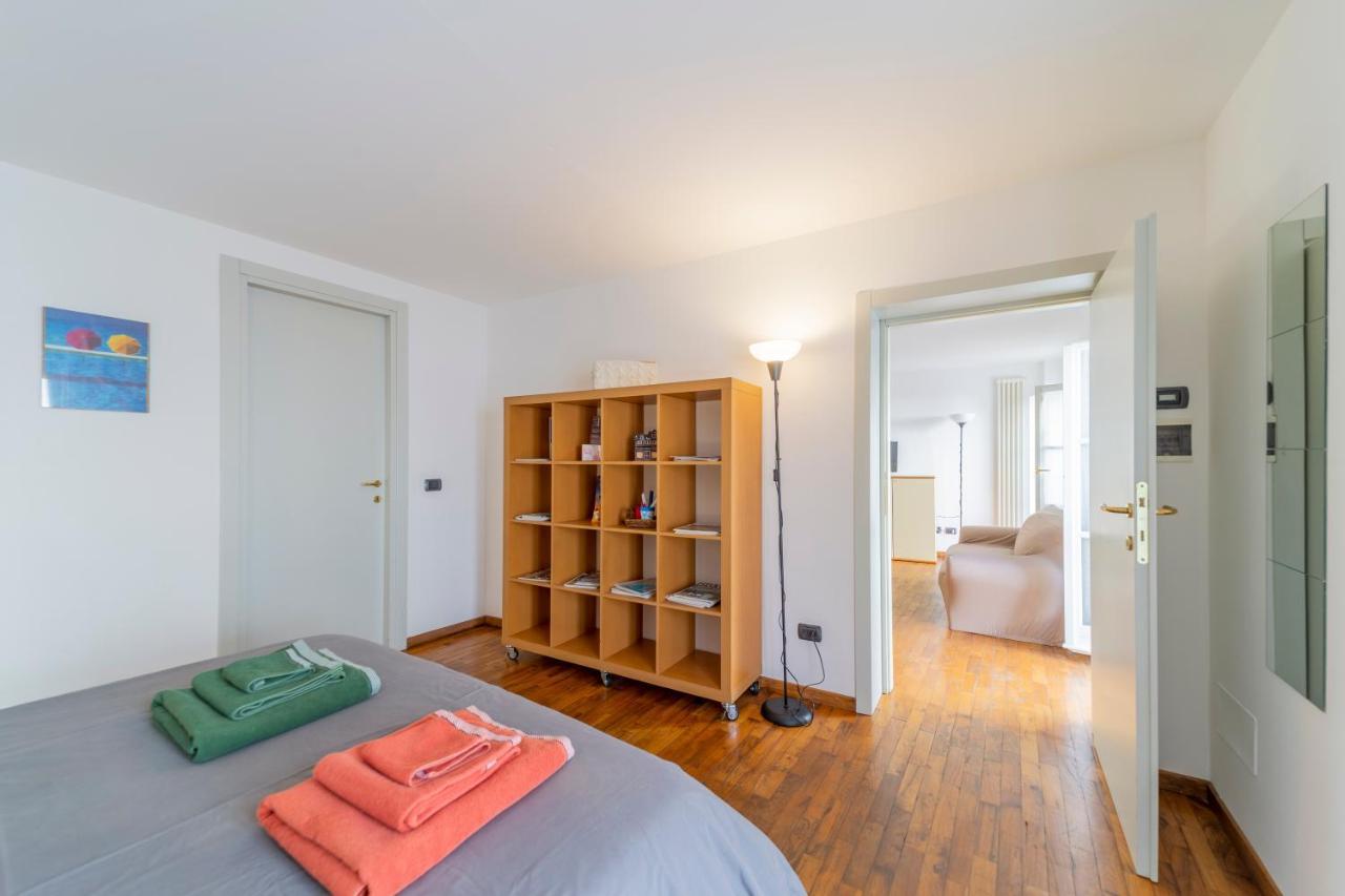 Parrot House - Casa In Centro A Parma 아파트 외부 사진